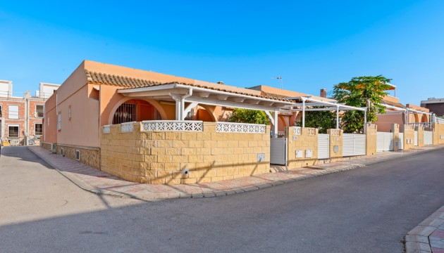 Полуотдельная вилла - Перепродажа - Gran Alacant - Gran Alacant