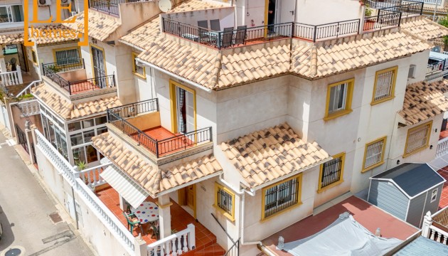 Полуотдельная вилла - Перепродажа - Orihuela Costa - La Zenia