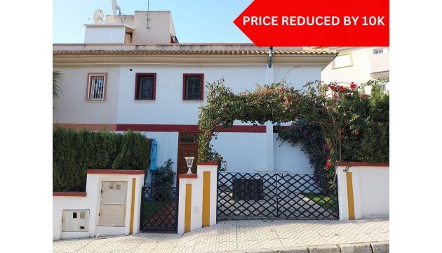 Полуотдельная вилла - Перепродажа - Orihuela Costa - Villamartín