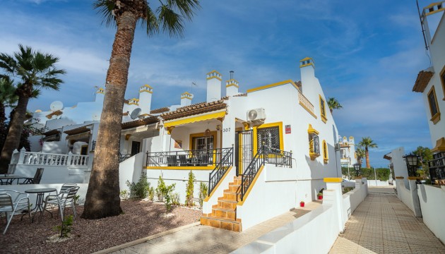 Полуотдельная вилла - Перепродажа - Orihuela Costa - Villamartín