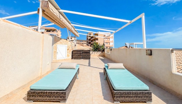 Полуотдельная вилла - Перепродажа - Torrevieja - Cabo Cervera