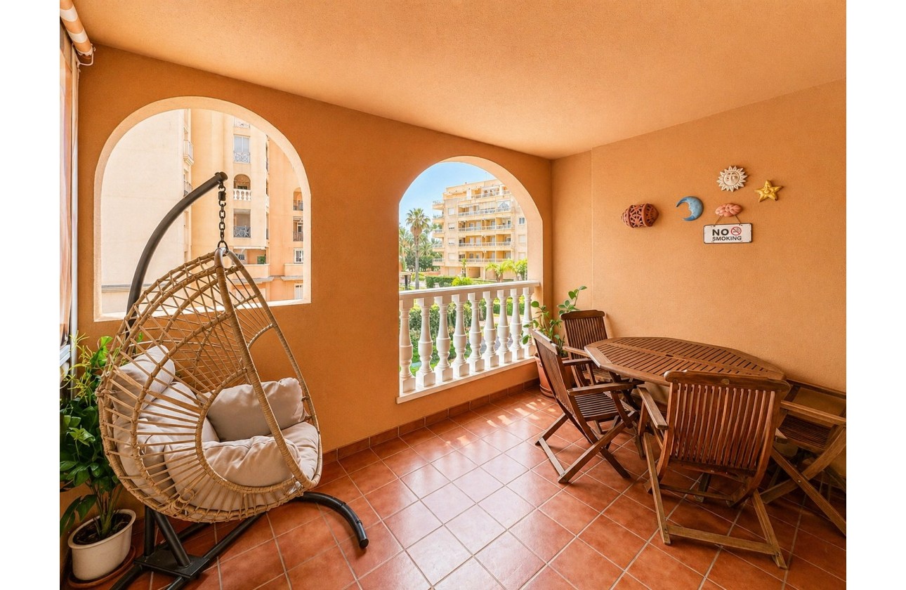 Resale - Apartament / Duplex - Torrevieja - Playa de los Locos
