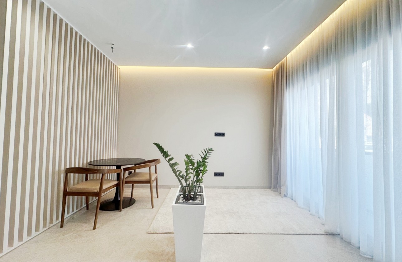 Resale - Apartament / Duplex - Torrevieja