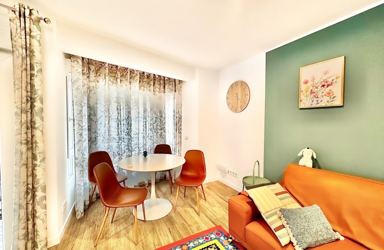 Resale - Apartment - Alicante - Carolinas Bajas