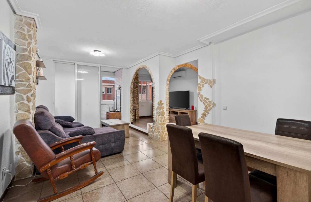 Resale - Apartment - Alicante