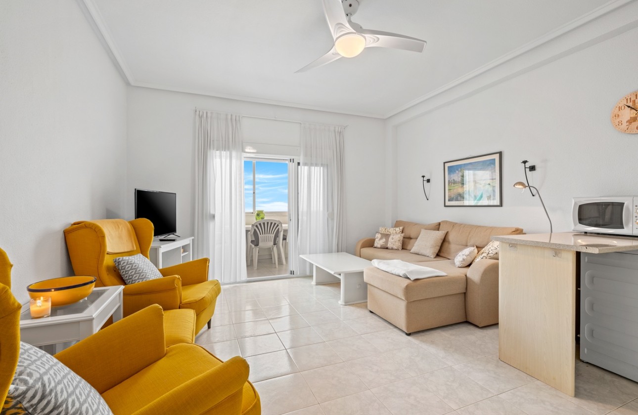 Resale - Apartment - Ciudad Quesada