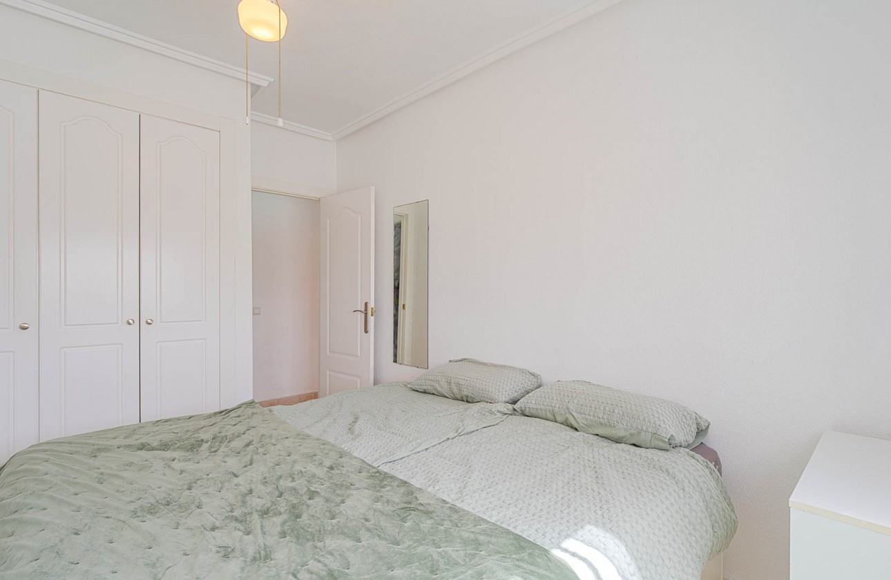 Resale - Apartment - Ciudad Quesada