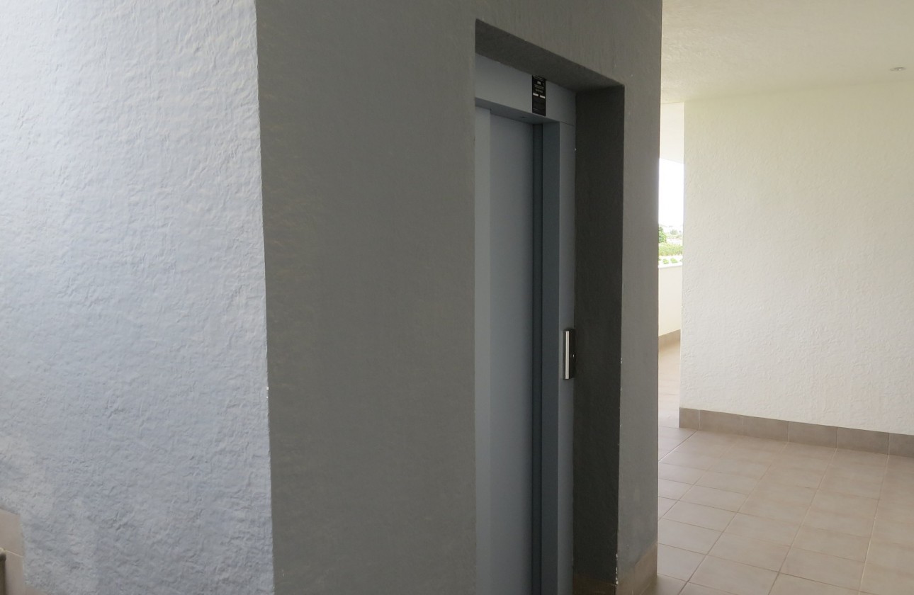 Resale - Apartment - Guardamar del Segura - El Raso