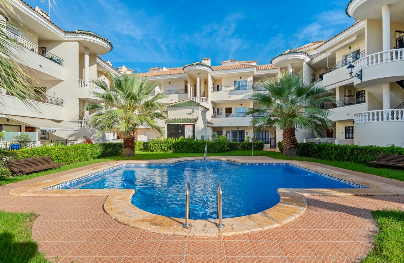 Resale - Apartment - Jacarilla