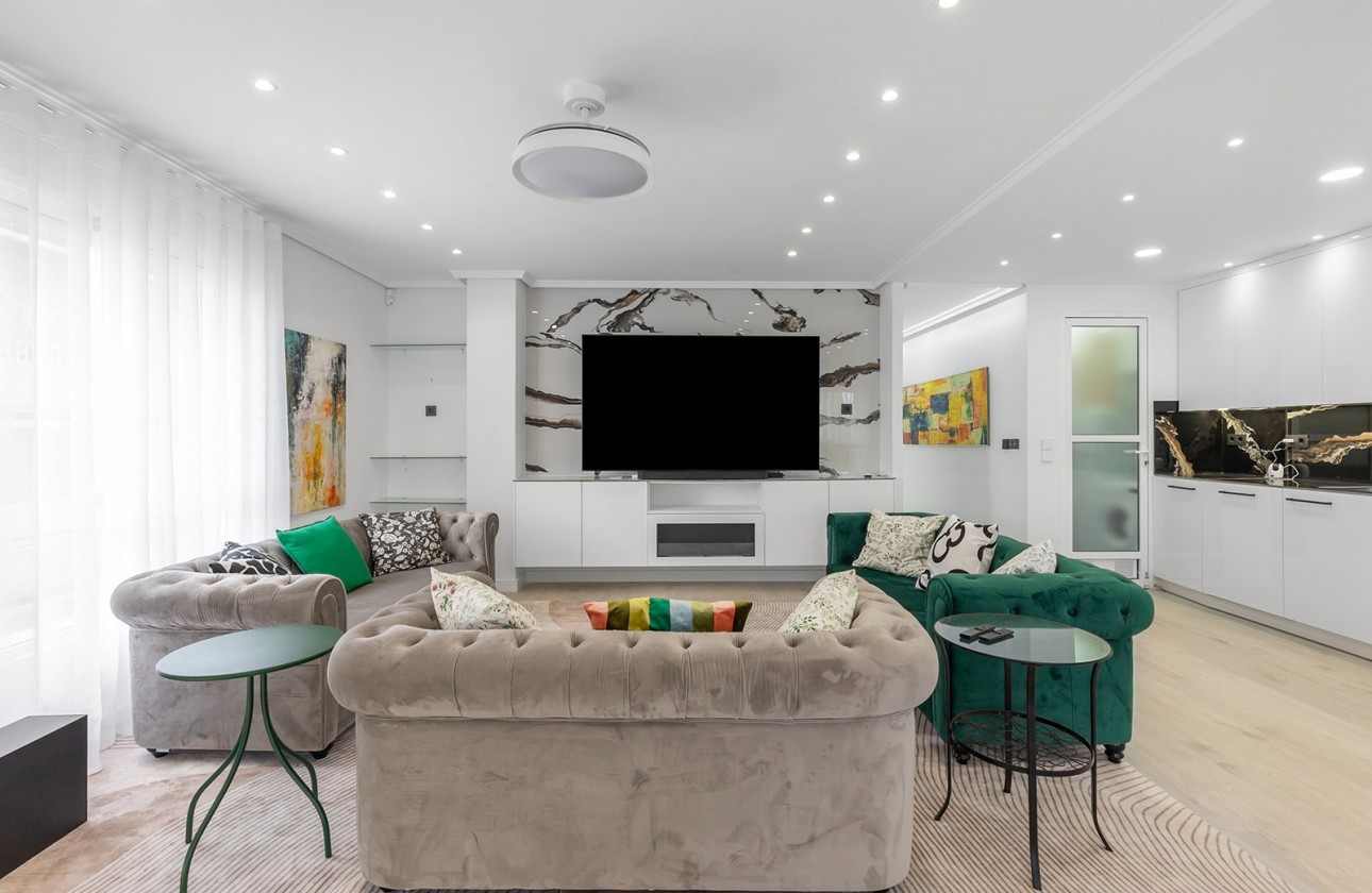 Resale - Apartment - Los Montesinos