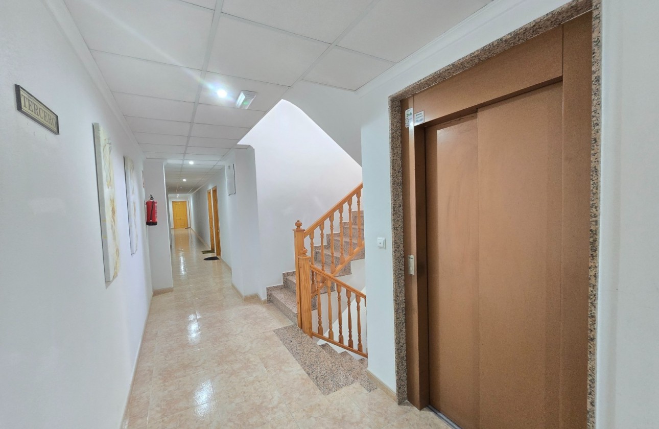 Resale - Apartment - Los Montesinos