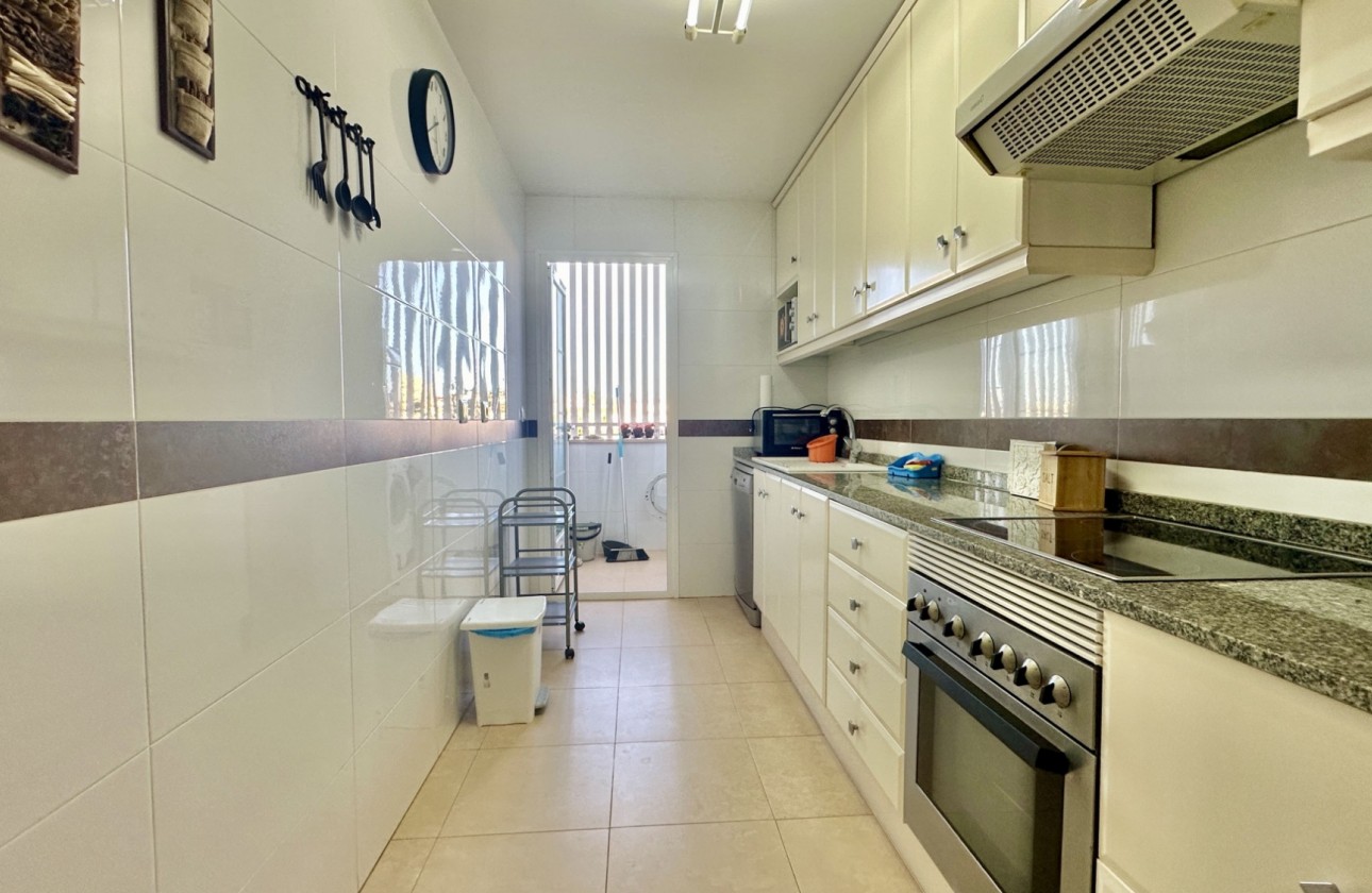 Resale - Apartment - Mil Palmeras