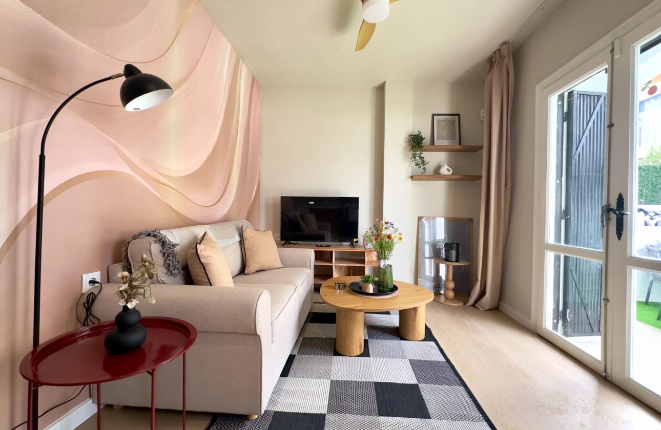 Resale - Apartment - Orihuela Costa - Cabo Roig