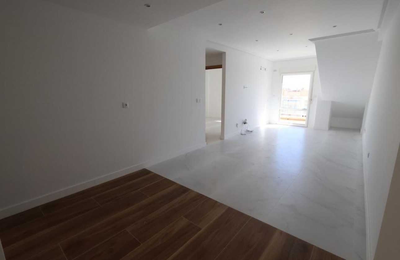 Resale - Apartment - Orihuela Costa - Cabo Roig