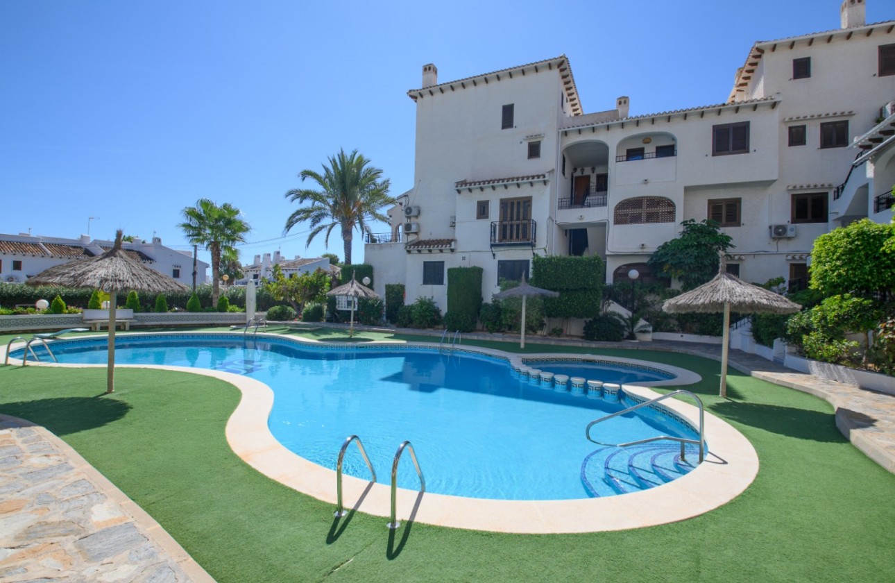Resale - Apartment - Orihuela Costa - Cabo Roig