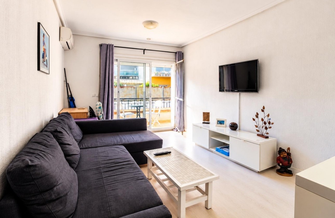 Resale - Apartment - Orihuela Costa - Cabo Roig
