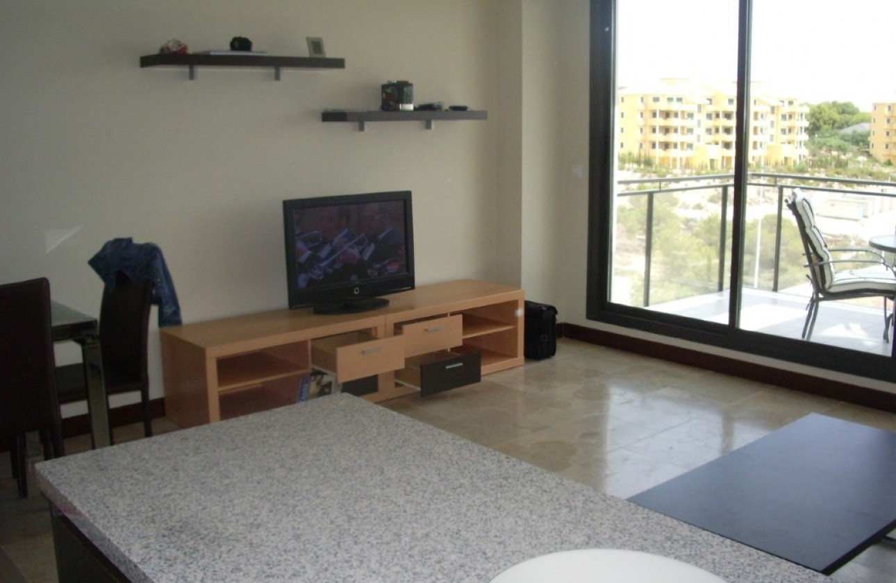 Resale - Apartment - Orihuela Costa - Campoamor