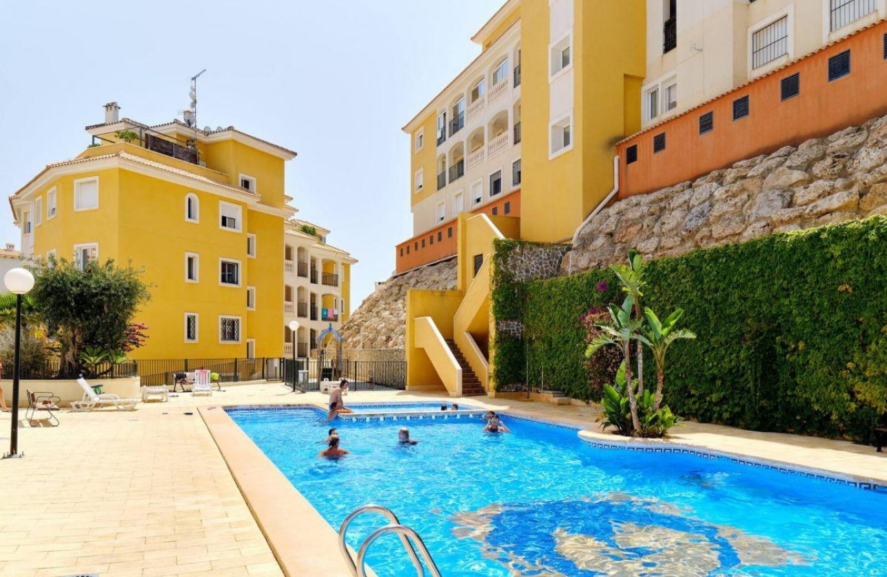 Resale - Apartment - Orihuela Costa - Campoamor