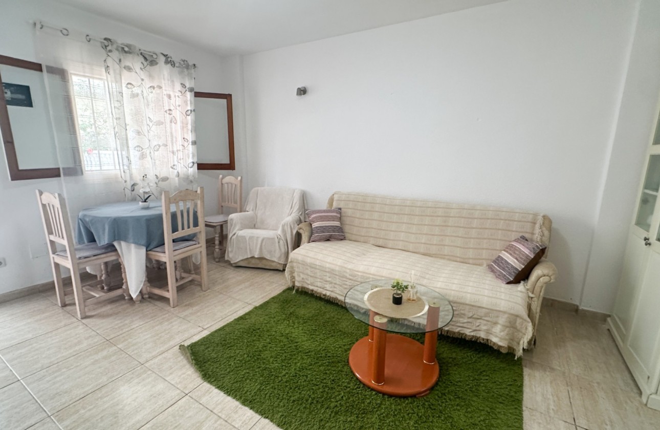 Resale - Apartment - Orihuela Costa - La Zenia