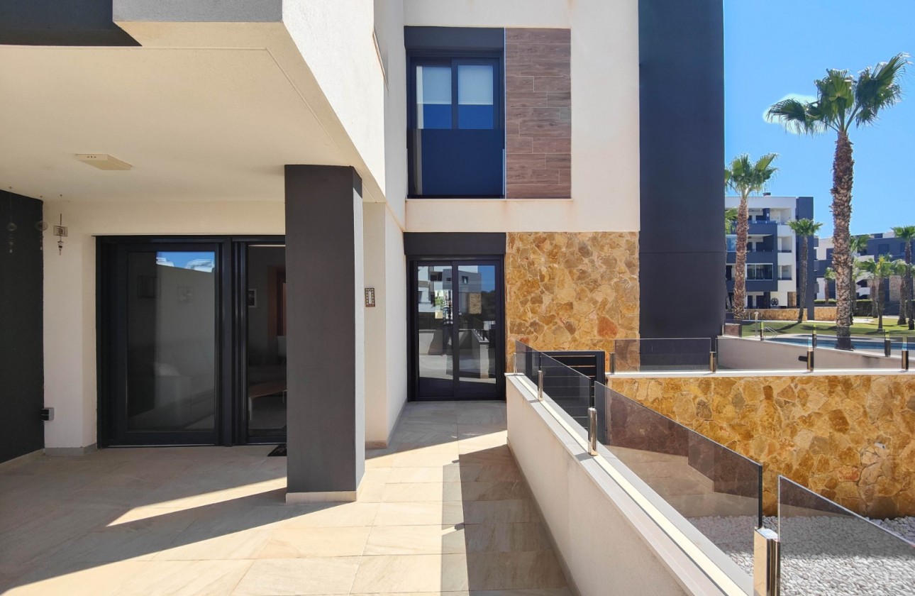 Resale - Apartment - Orihuela Costa - Los Altos