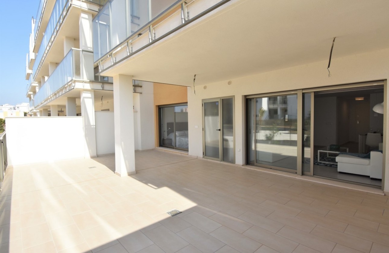 Resale - Apartment - Orihuela Costa - Los Dolses