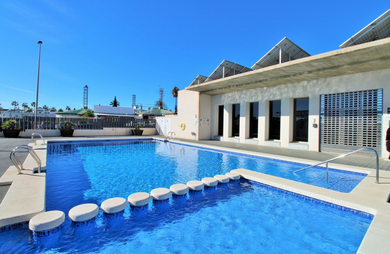 Resale - Apartment - Orihuela Costa - Los Dolses