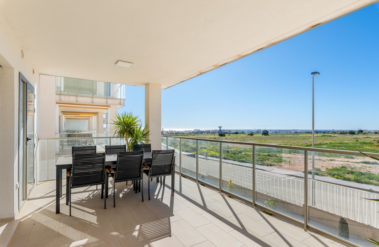 Resale - Apartment - Orihuela Costa - Los Dolses