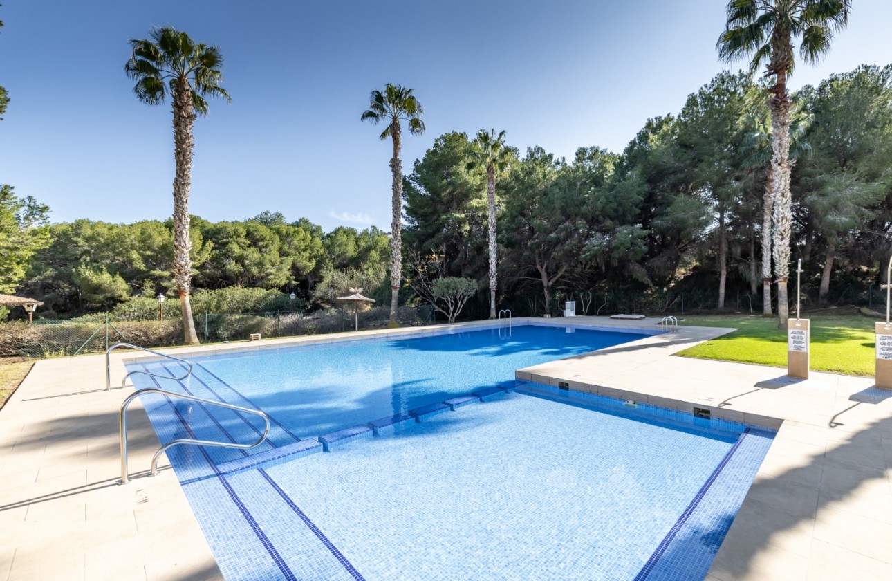 Resale - Apartment - Orihuela Costa - Los Dolses