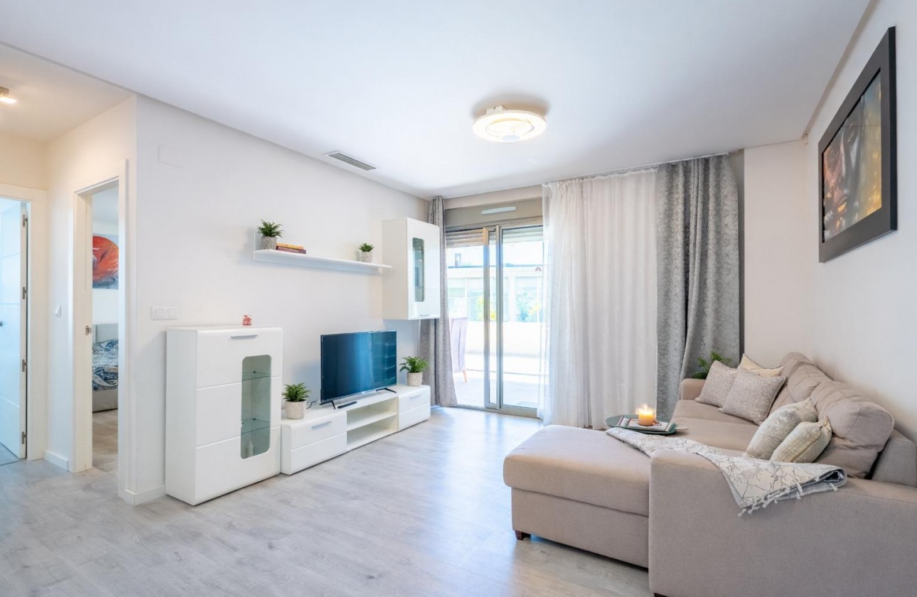 Resale - Apartment - Orihuela Costa - Los Dolses
