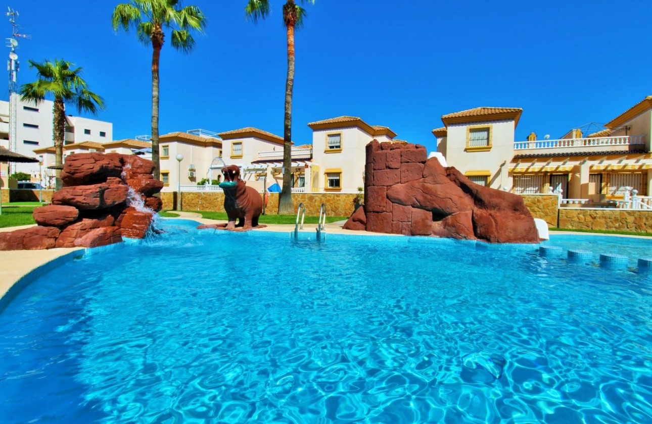 Resale - Apartment - Orihuela Costa - Los Dolses