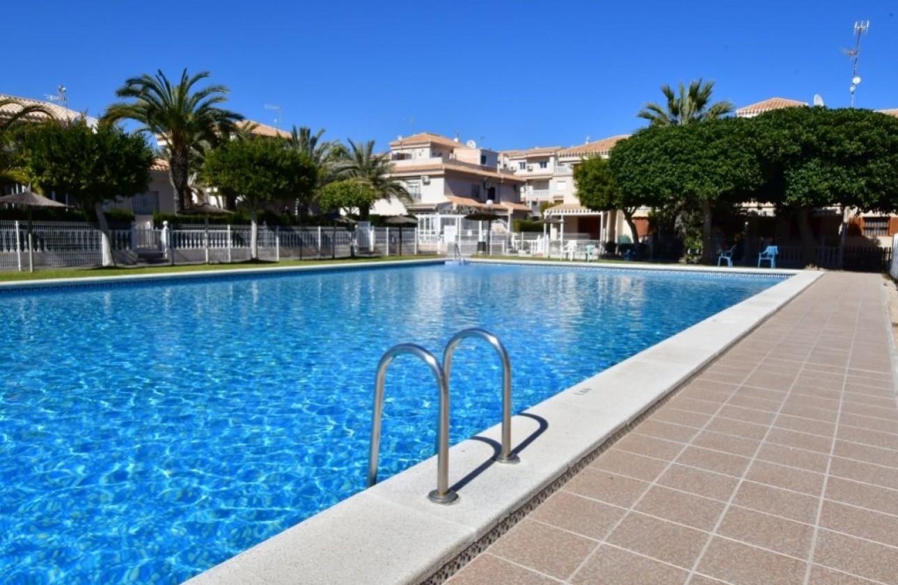 Resale - Apartment - Orihuela Costa - Playa Flamenca
