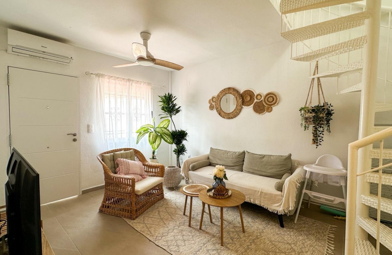 Resale - Apartment - Orihuela Costa - Playa Flamenca