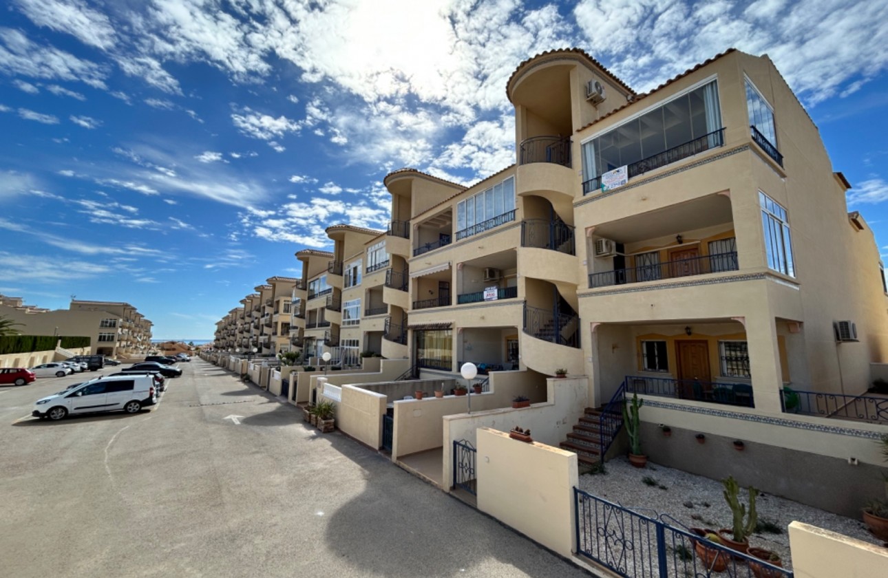 Resale - Apartment - Orihuela Costa - Punta Prima