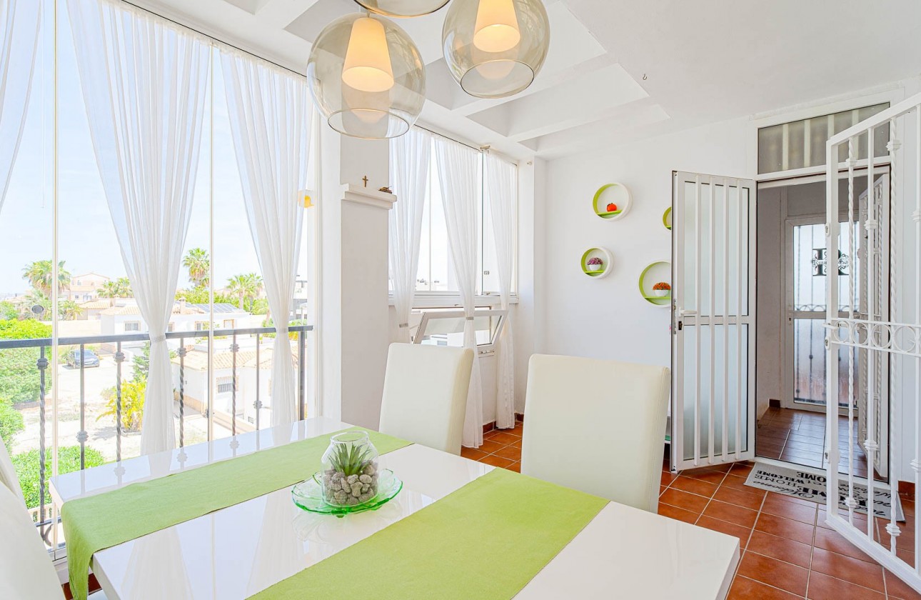 Resale - Apartment - Orihuela Costa - Punta Prima