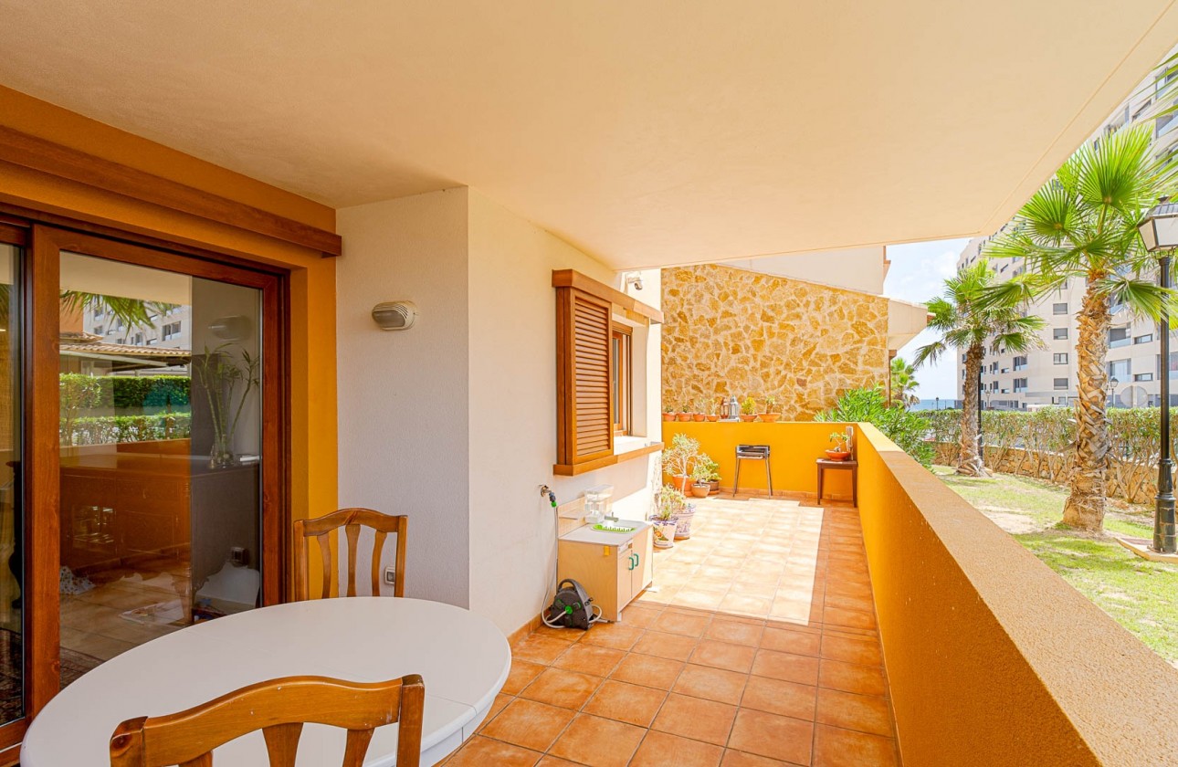Resale - Apartment - Orihuela Costa - Punta Prima