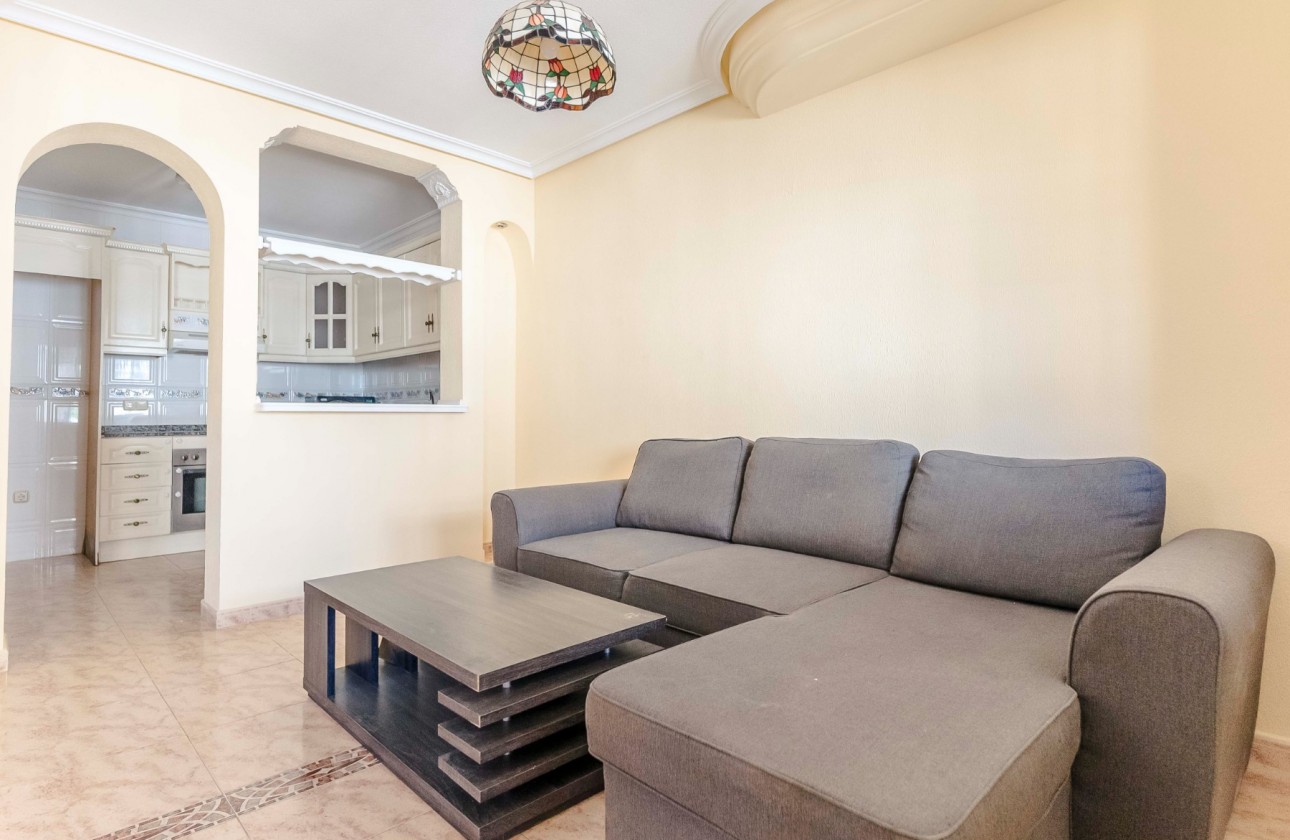 Resale - Apartment - Orihuela Costa - Villamartín