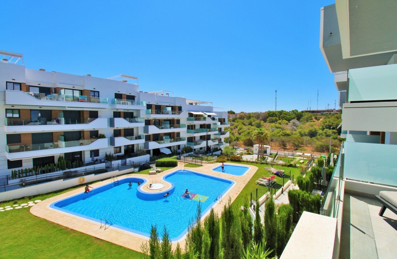 Resale - Apartment - Orihuela Costa - Villamartín