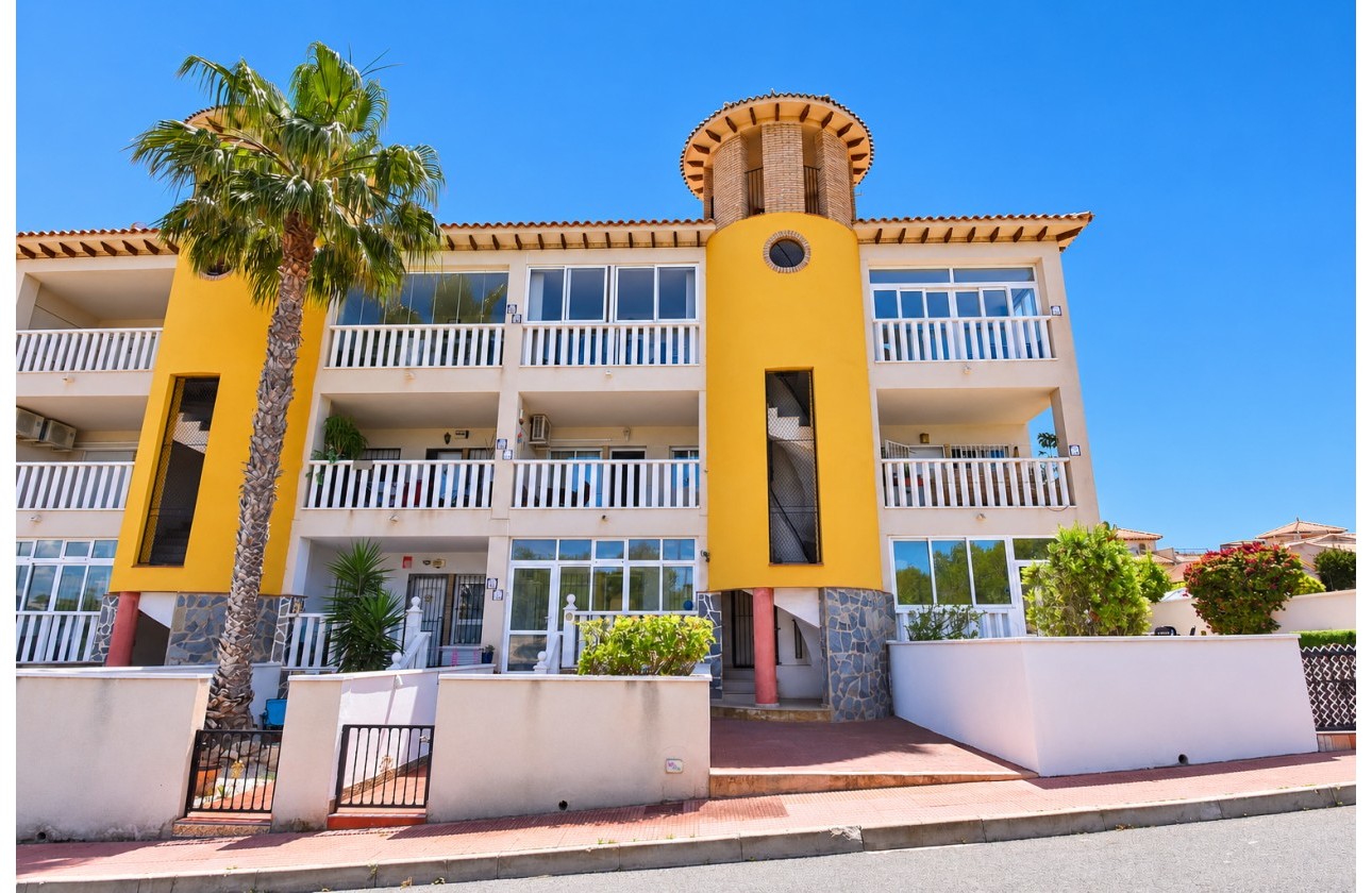 Resale - Apartment - Orihuela Costa - Villamartín