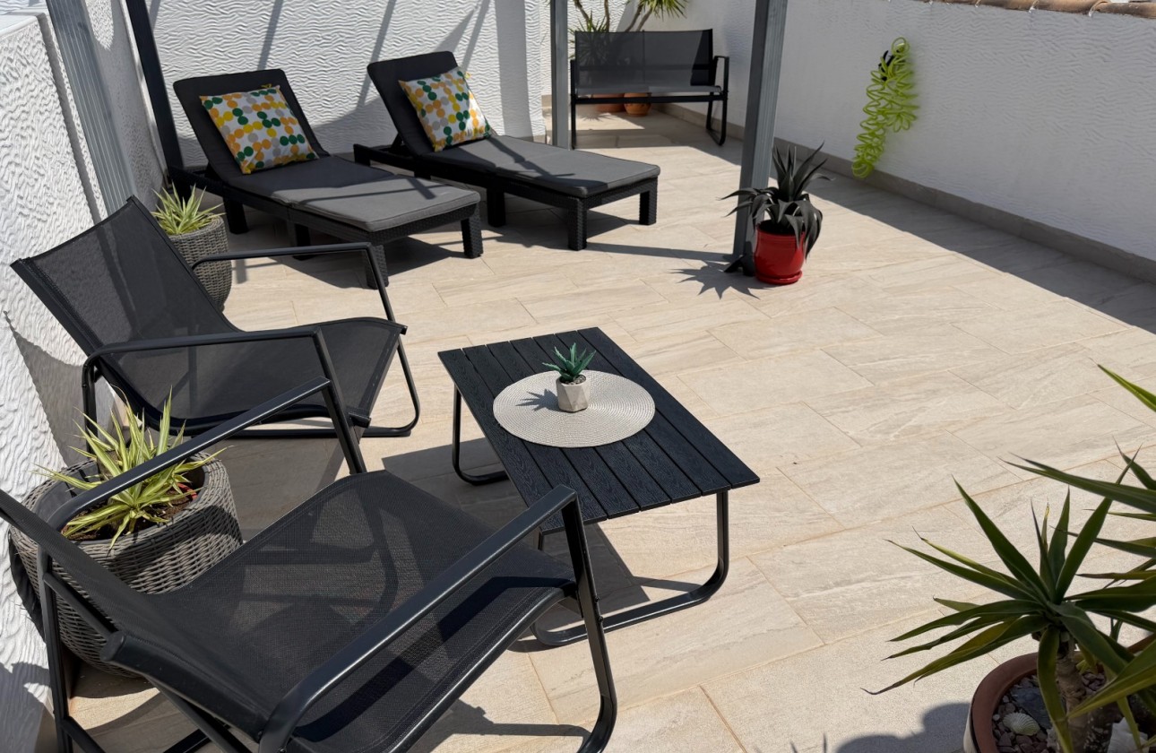 Resale - Apartment - Orihuela - Vistabella Golf