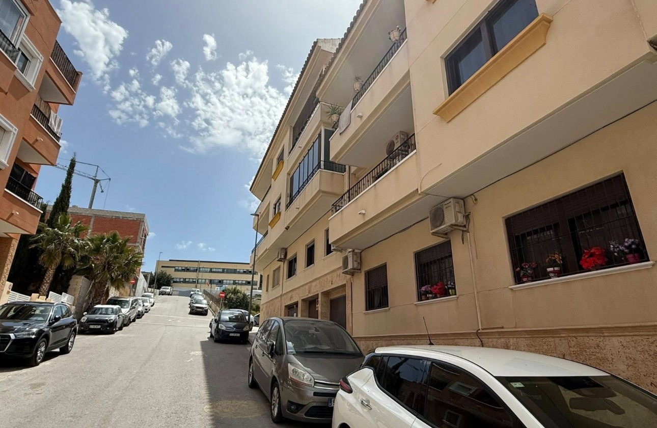 Resale - Apartment - San Miguel de Salinas