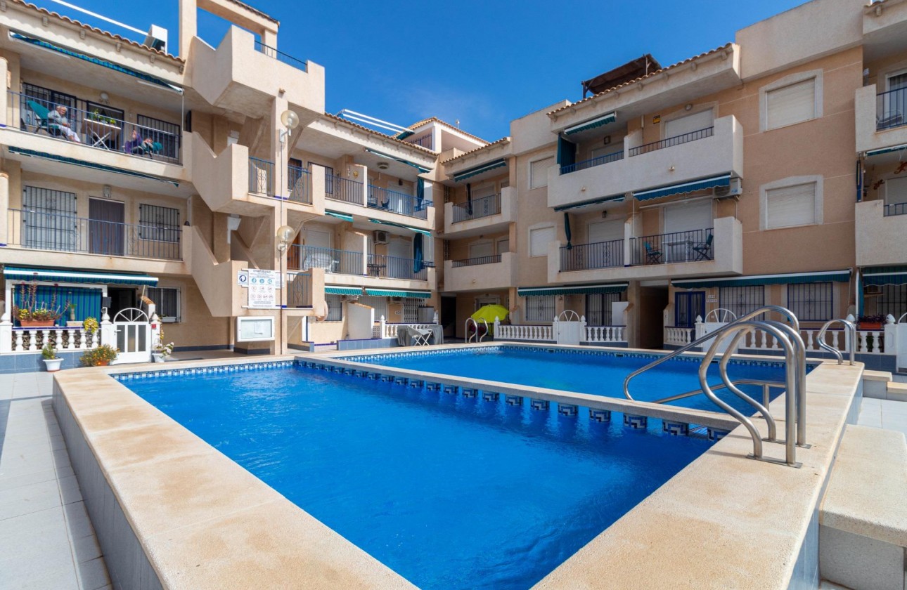 Resale - Apartment - Torrevieja - El Acequión - Los Náufragos