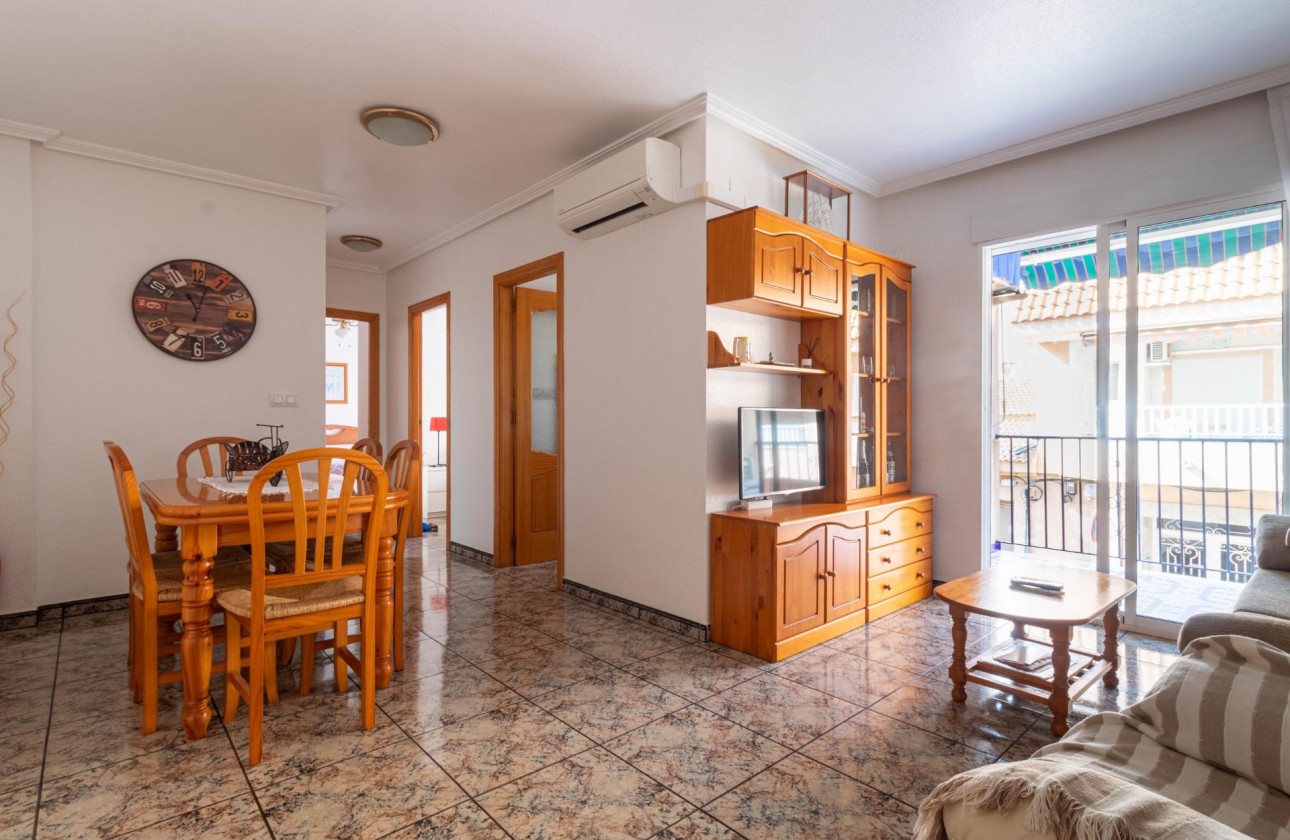 Resale - Apartment - Torrevieja - El Acequión - Los Náufragos