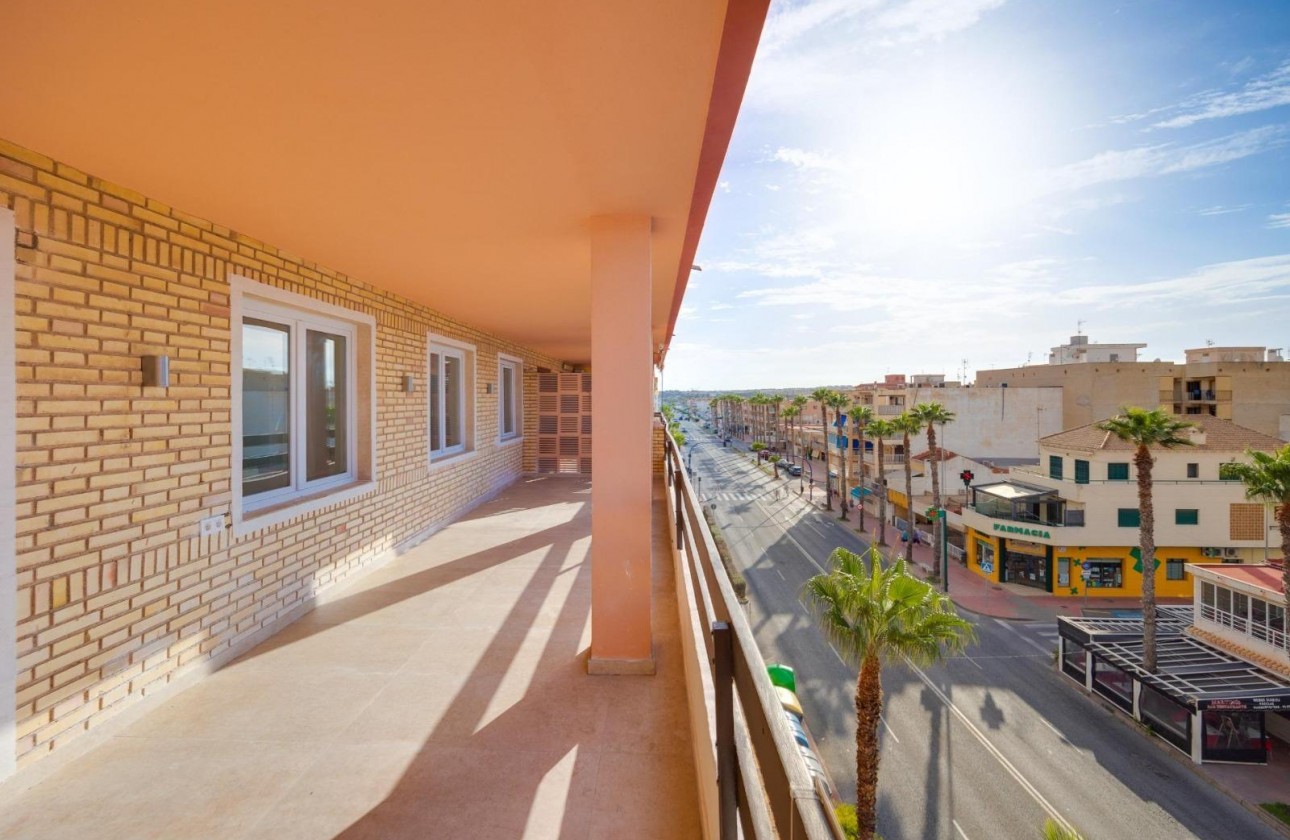 Resale - Apartment - Torrevieja - El Acequión - Los Náufragos