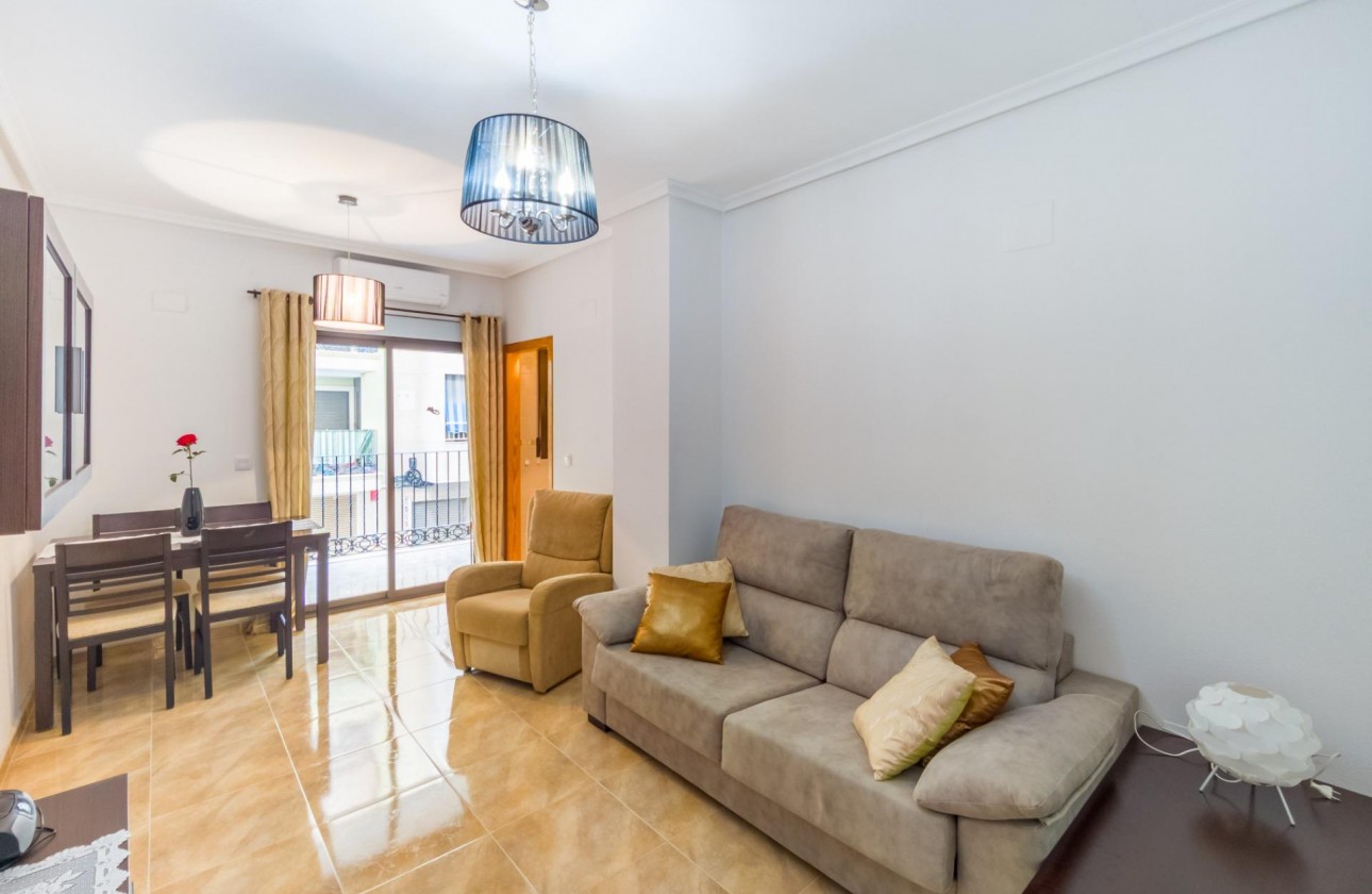 Resale - Apartment - Torrevieja - El Acequión - Los Náufragos