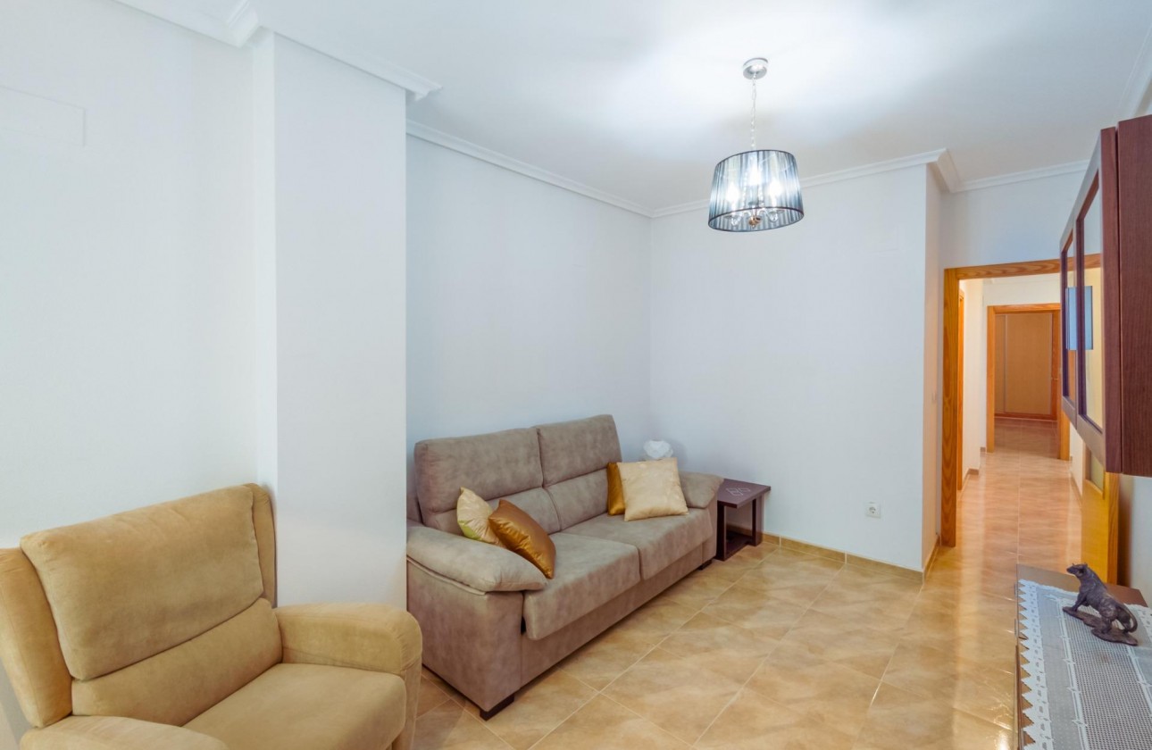 Resale - Apartment - Torrevieja - El Acequión - Los Náufragos