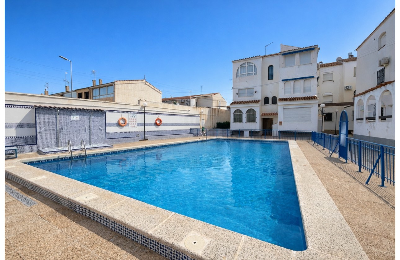 Resale - Apartment - Torrevieja - El Acequión - Los Náufragos