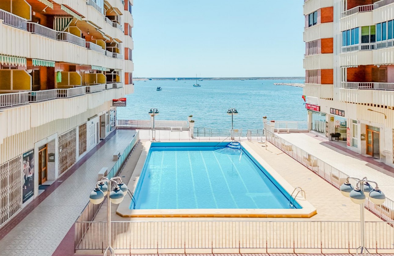Resale - Apartment - Torrevieja - El Acequión - Los Náufragos
