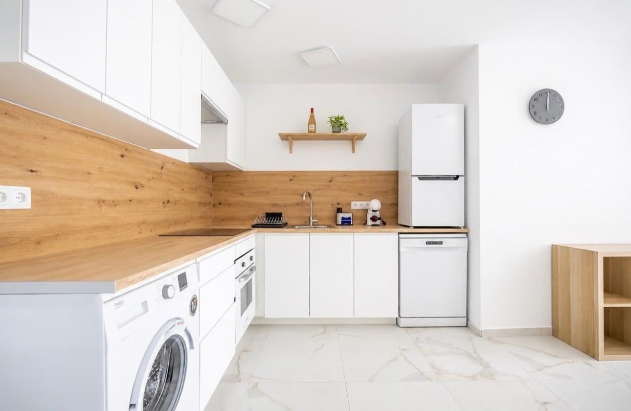 Resale - Apartment - Torrevieja - El Acequión - Los Náufragos