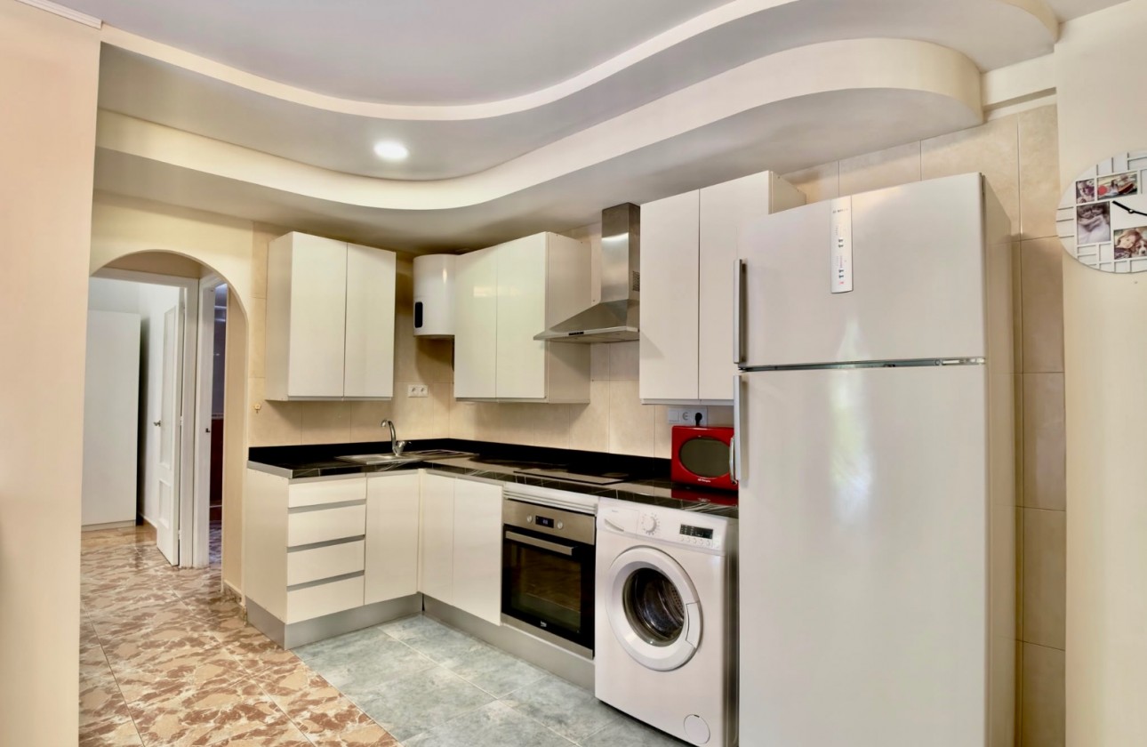 Resale - Apartment - Torrevieja - La Veleta