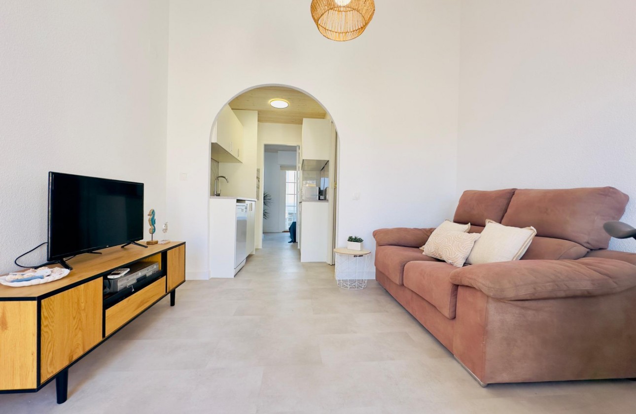 Resale - Apartment - Torrevieja - Los Frutales